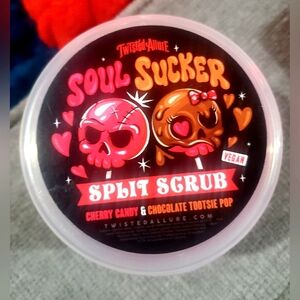 Twisted Allure Soul Sucker Split Scrub